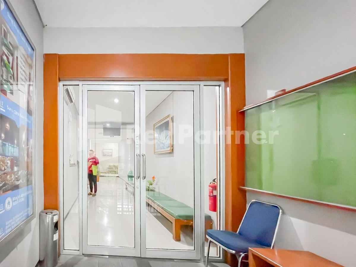 Sang Surya Guesthouse Syariah Near Rs Hasan Sadikin Mitra Reddoorz 万隆 外观 照片